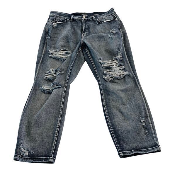 Judy Blue Boyfriend Fit Distressed Jeans Size 20W - Picture 1 of 11